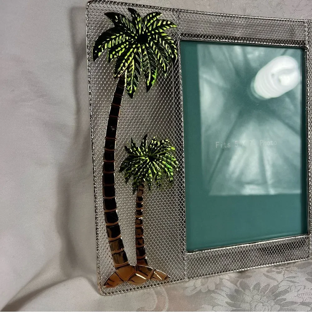 Metal Shiny Tropical Palm Tree Photo Frame 5x7 Silver Green Vacation Memories